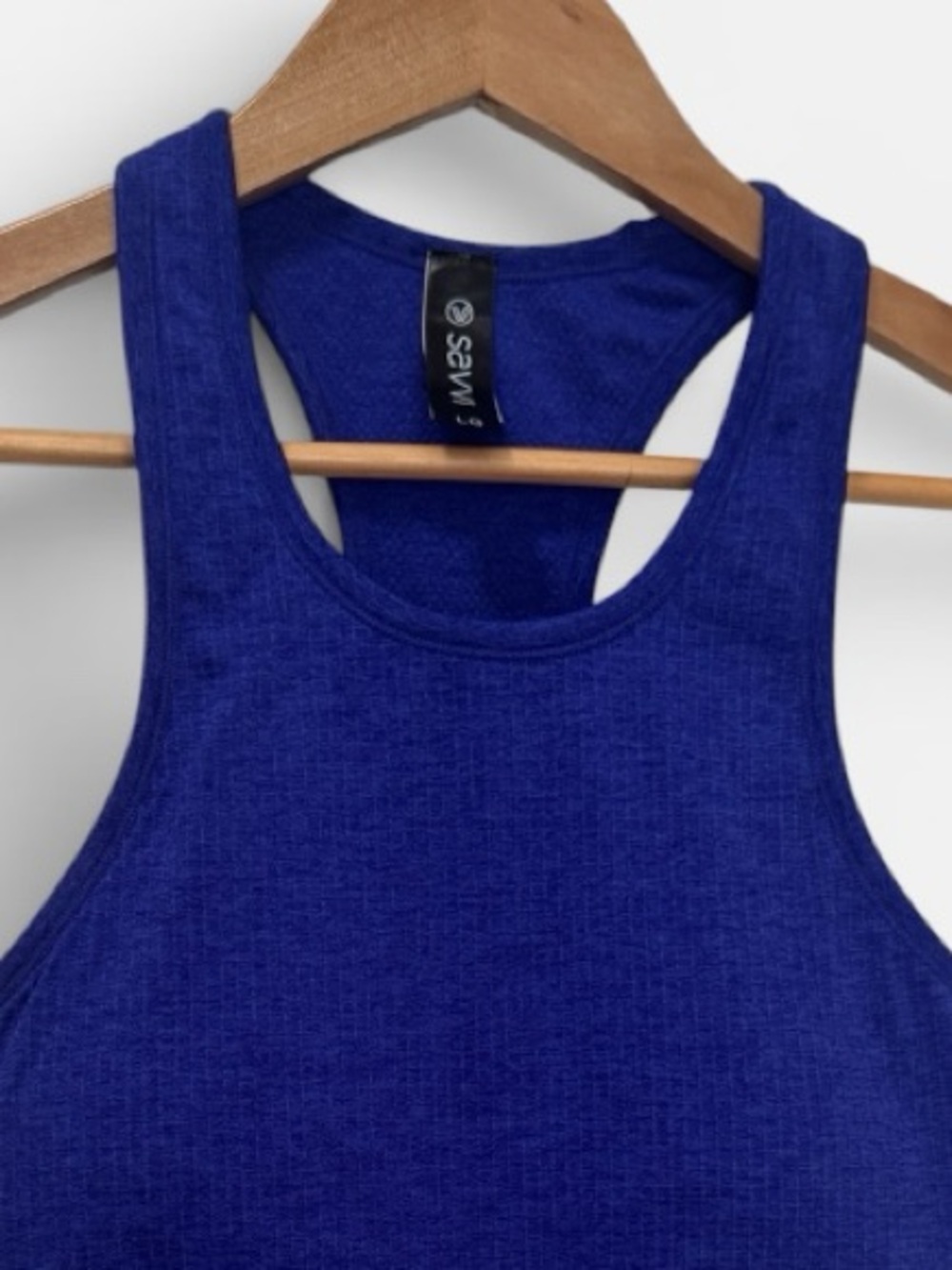 Savvi Padded Racerback Women's Tank Top Sz. L Like New - Picture 4 of 4